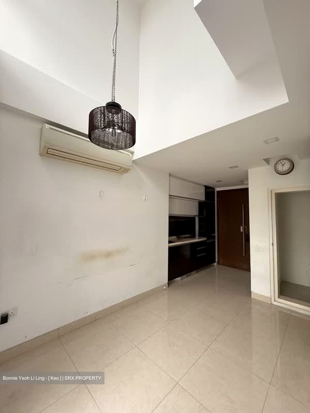 Centra Residence (D14), Apartment #561505111